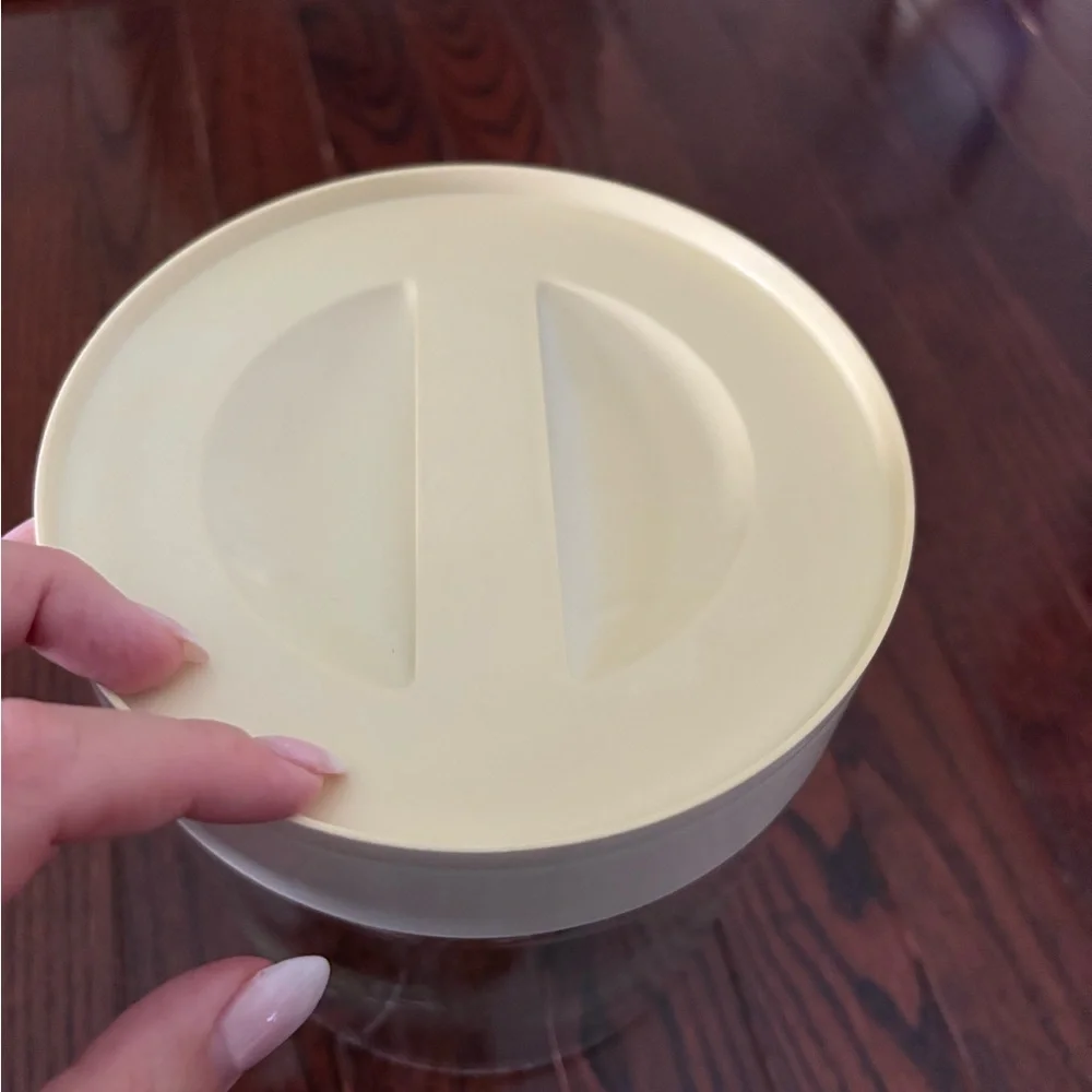 Airtight Clear Food Storage Canister with Cream Lid